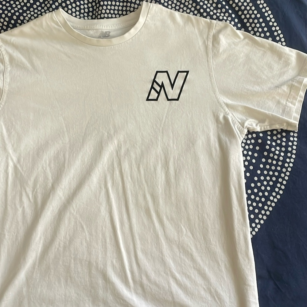 New Balance Simple Tshrit